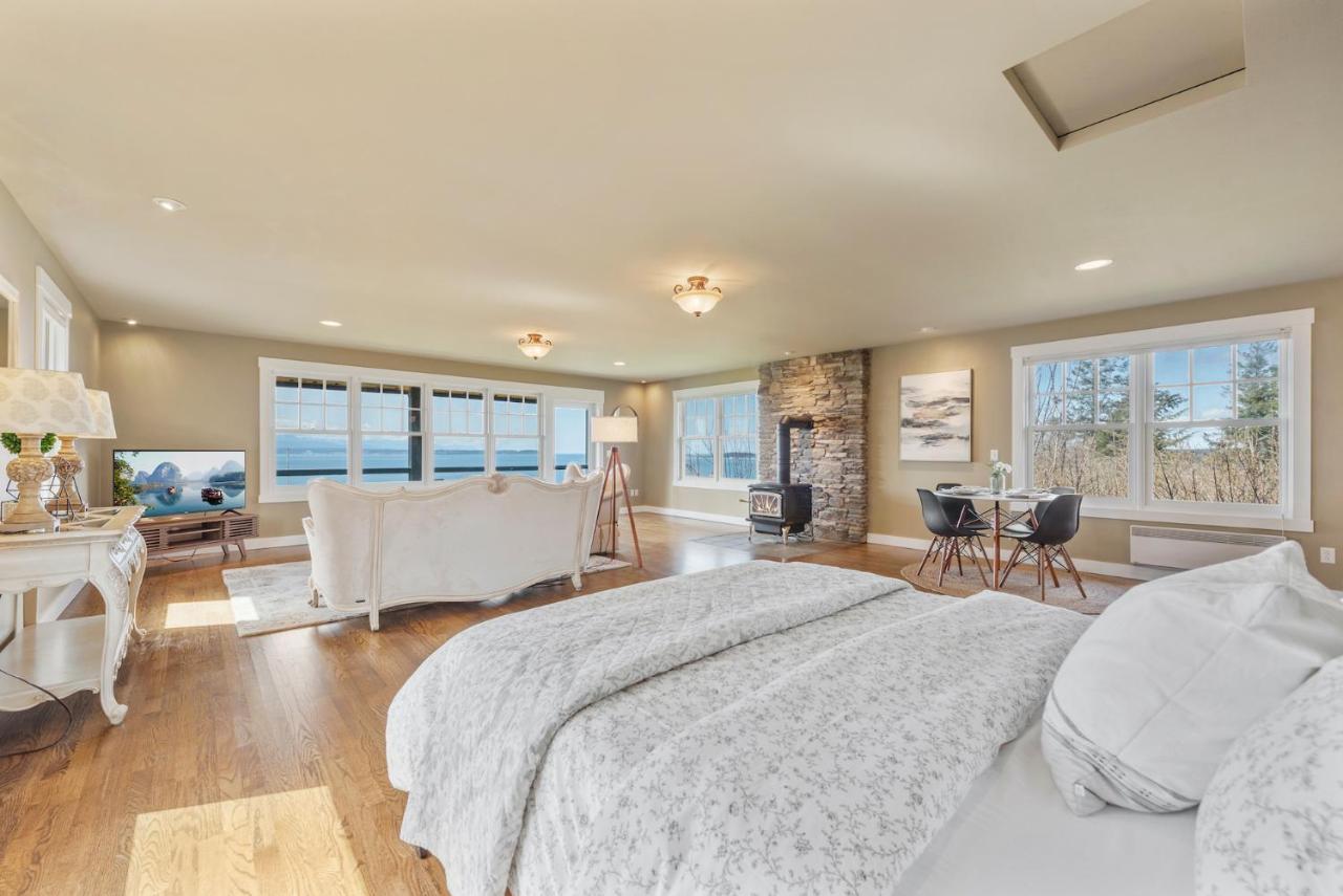 شقة @ Marbella Lane - Waterfront Studio Whidbey Island كوبيفيل المظهر الخارجي الصورة